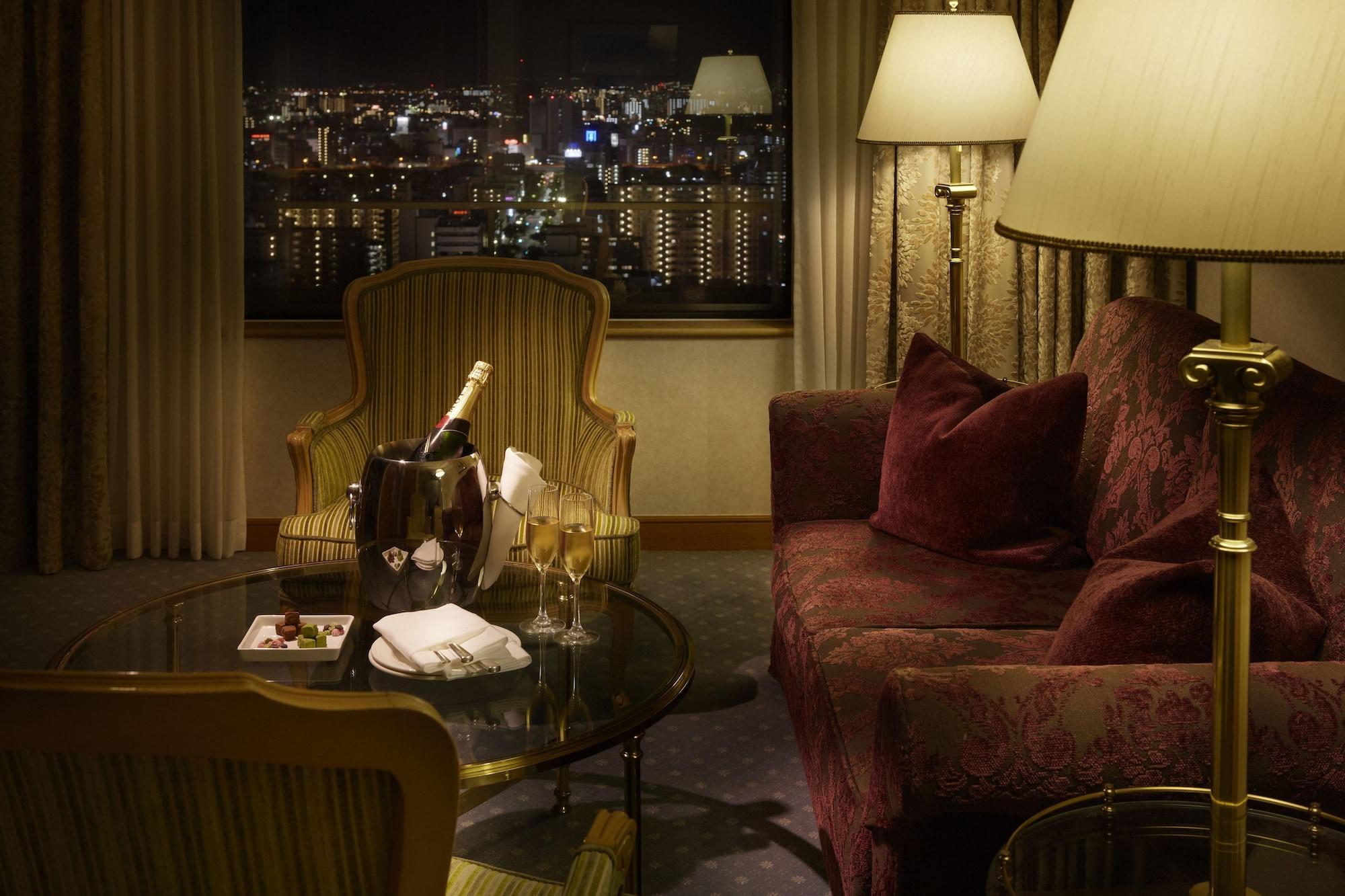Hotel Agora Regency Osaka Sakai Sakai  Exterior foto A suite at the Waldorf-Astoria