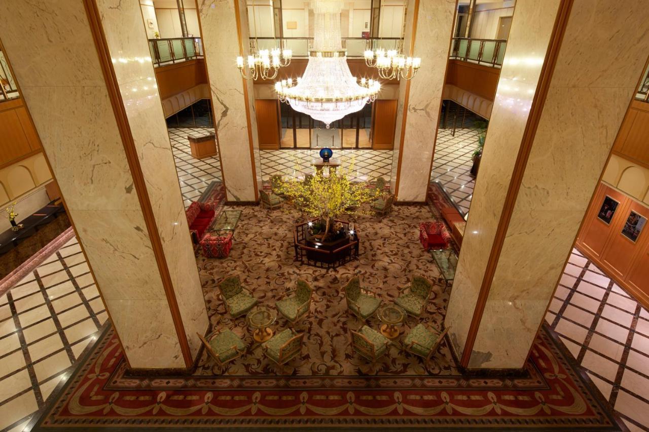 Hotel Agora Regency Osaka Sakai Sakai  Exterior foto The lobby of the hotel